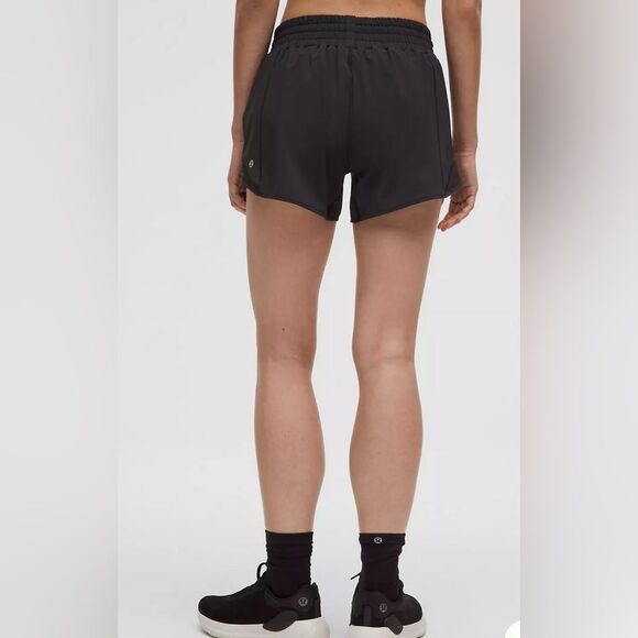 EUC Lululemon Women's Hotty Hot Black Athletic Shorts 4” Inseam - Size 10 - Picture 2 of 11